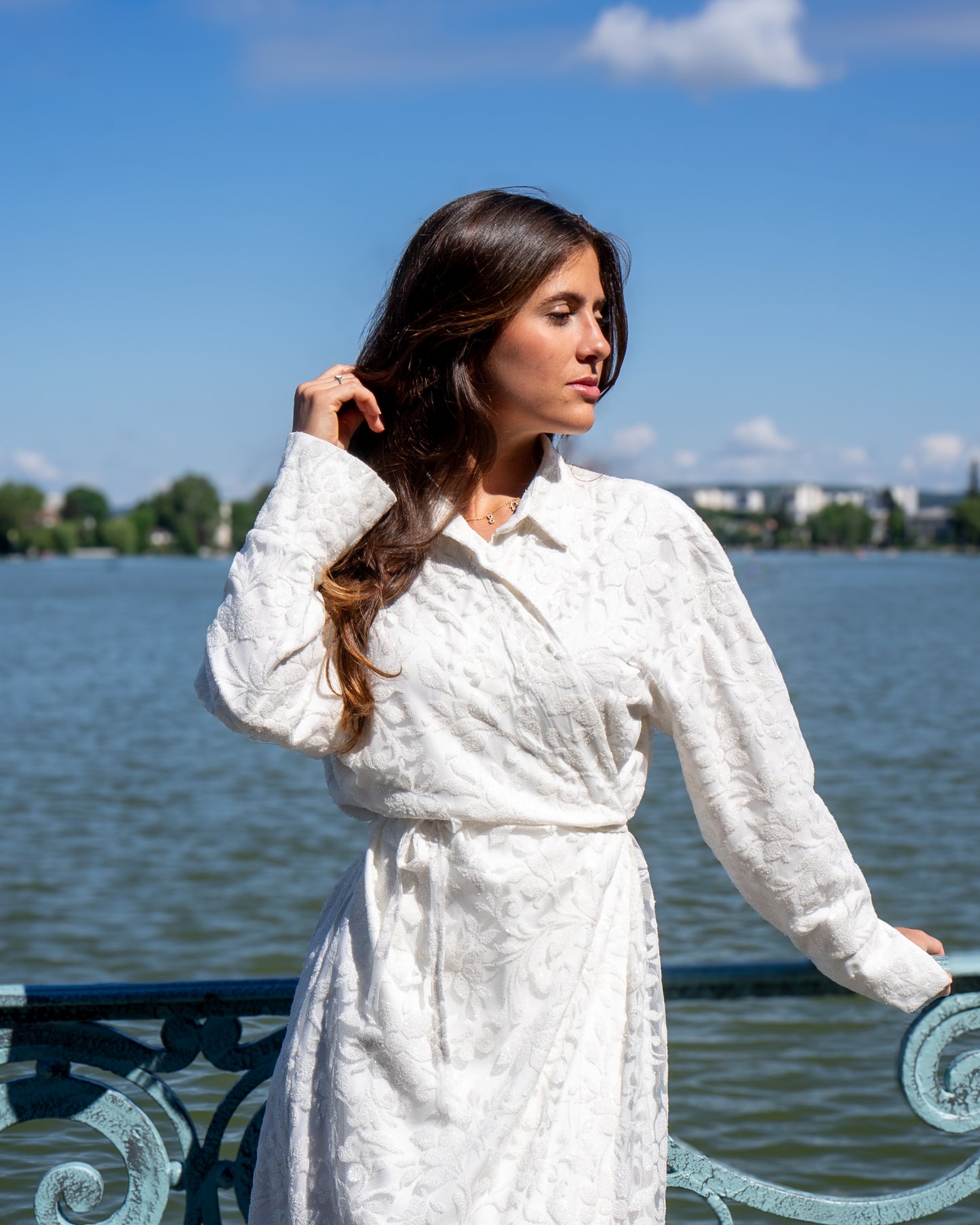 Robe a dentelle blanche
