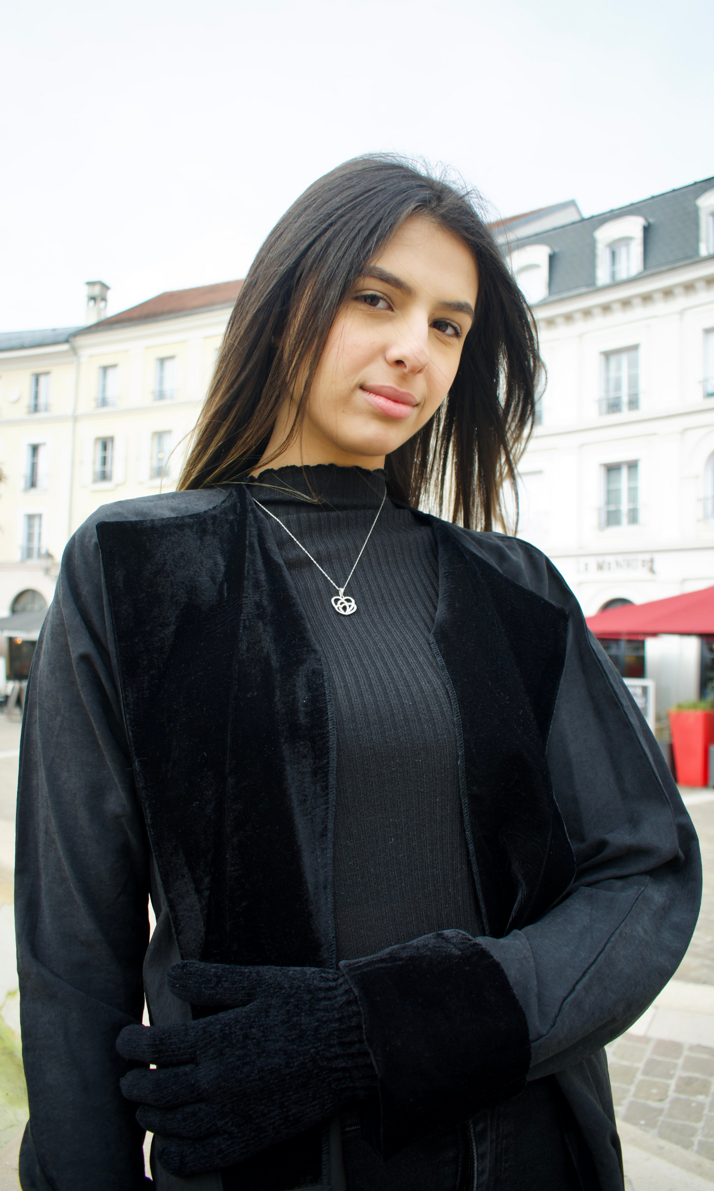 Abaya Émiratie  ko